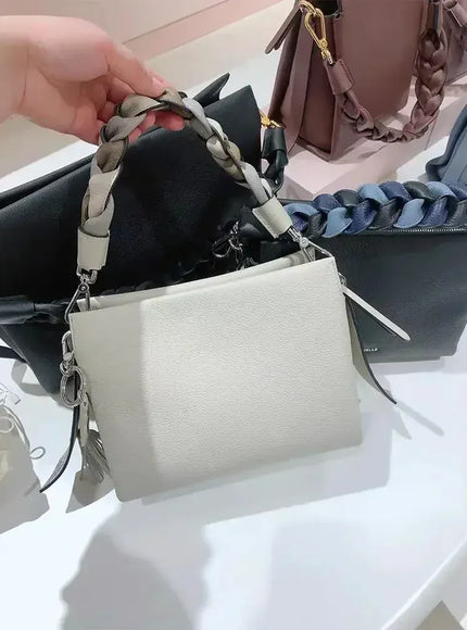 KissICON Small Handbag – Elegant Shoulder Woven