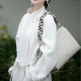 KissICON Small Handbag – Elegant Shoulder Woven