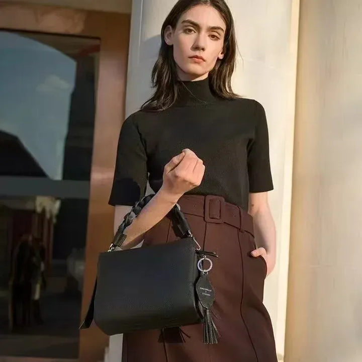 Small Handbag – Elegant Shoulder Woven