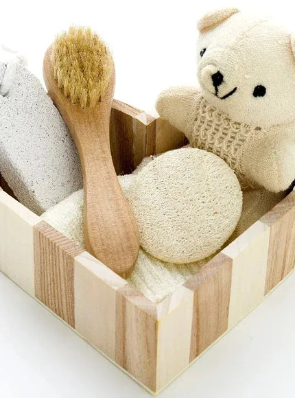 KissICON Spa Heart Shape Bathing Kit - Eco Friendly