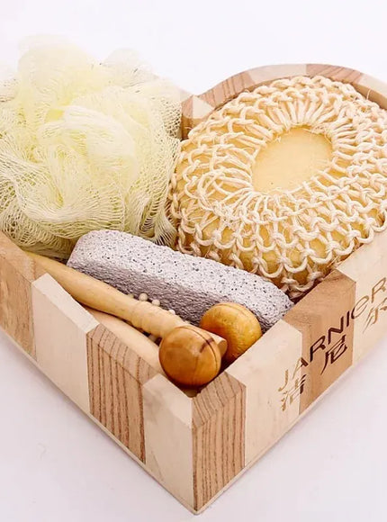 KissICON Spa Heart Shape Bathing Kit - Eco Friendly