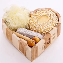 KissICON Spa Heart Shape Bathing Kit - Eco Friendly