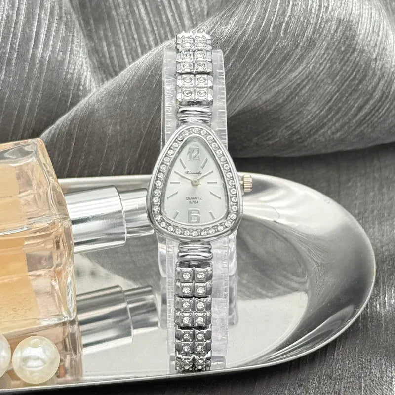 KissICON Stylish Snake Bracelet Watch, Creative niche Simple Snake Head Diamond Quartz Watch