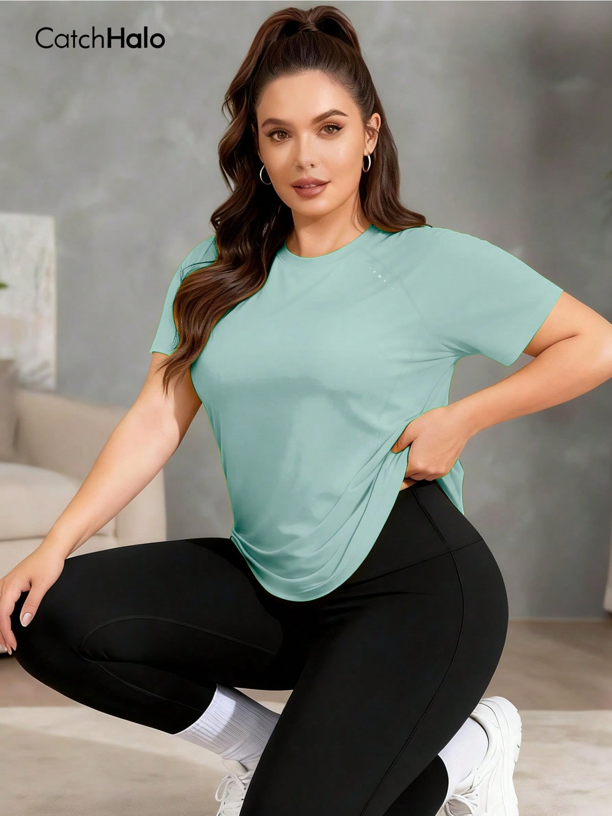 CatchHalo T-Shirt With Asymmetric Hem,