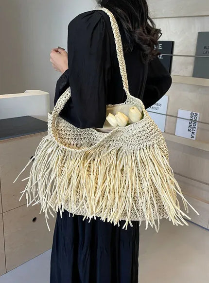 KissICON Tassel Hand-woven Holiday Shoulder Bag