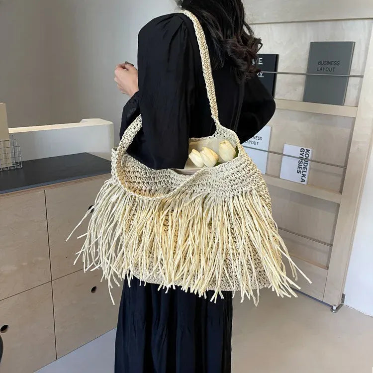 KissICON Tassel Hand-woven Holiday Shoulder Bag