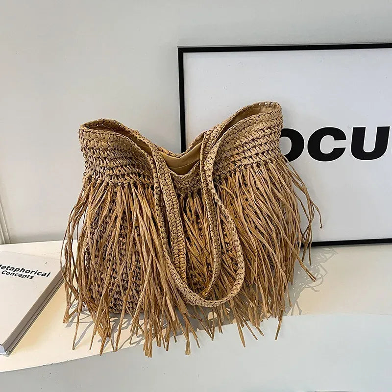KissICON Tassel Hand-woven Holiday Shoulder Bag