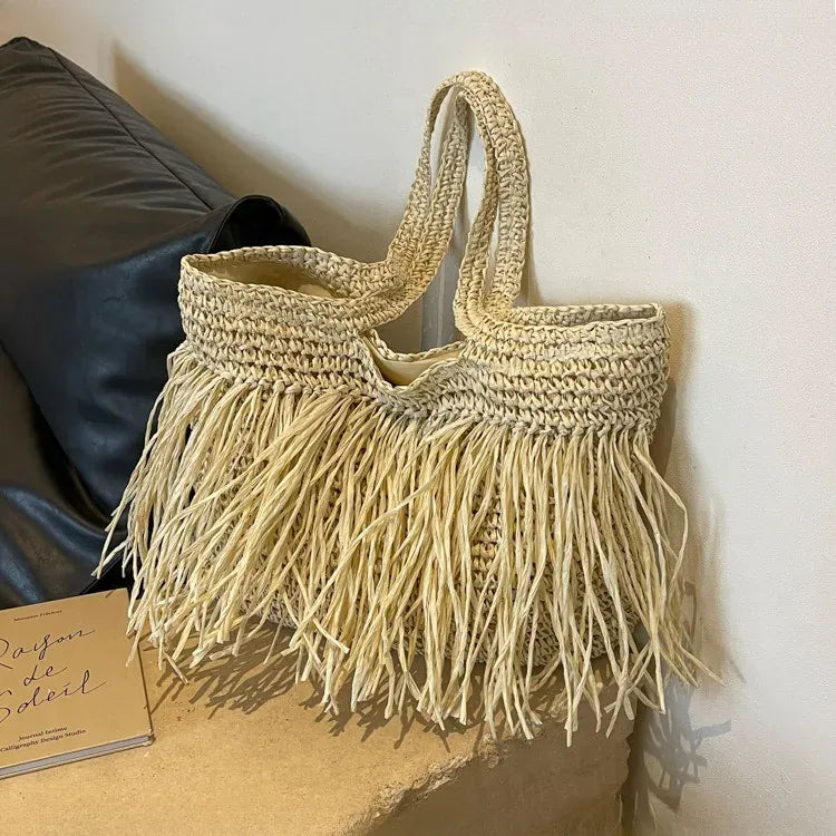 KissICON Tassel Hand-woven Holiday Shoulder Bag