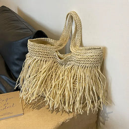 KissICON Tassel Hand-woven Holiday Shoulder Bag