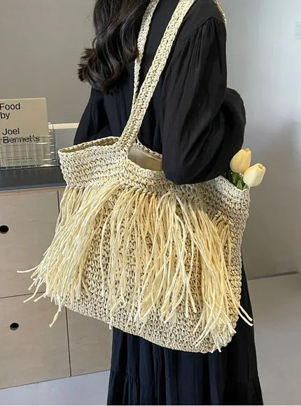 KissICON Tassel Hand-woven Holiday Shoulder Bag