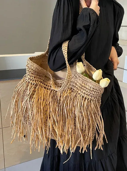 KissICON Tassel Hand-woven Holiday Shoulder Bag