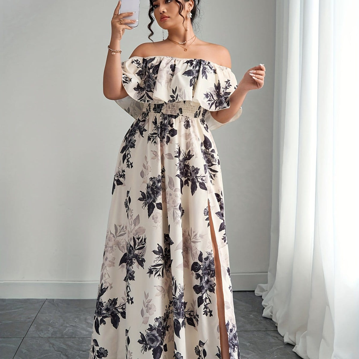 jkthpu-45 Tawny / UK 16 Plus Size, Women's Floral maxi dress - Elegant flowy party & Formal Event Gown, Beige and Black Floral Print, Machine Washable Non-Stretch Fabric for Wedding, Gala, Everyday Outfits - Plus Size Friendly, Spring Fashion, Fitted Silhouette, Easy Care Materi