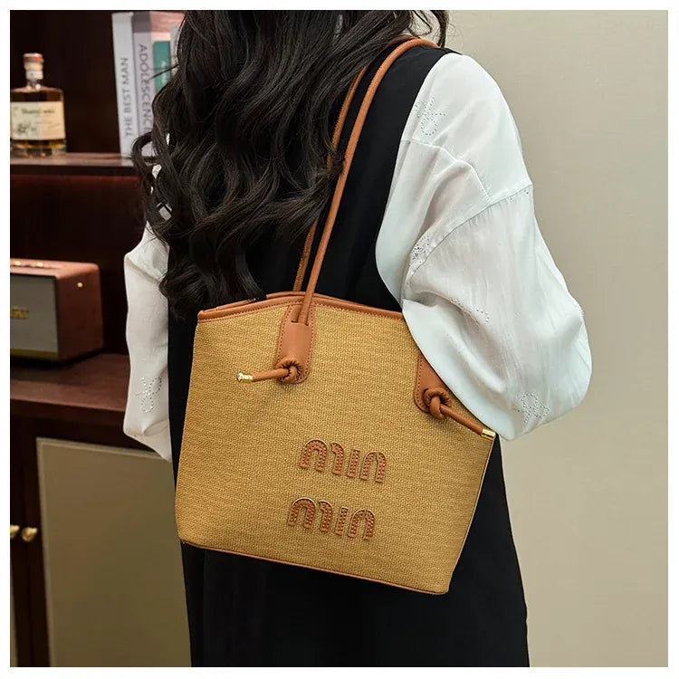 KissICON Textured Handbag – Purse