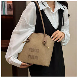 KissICON Textured Handbag – Purse
