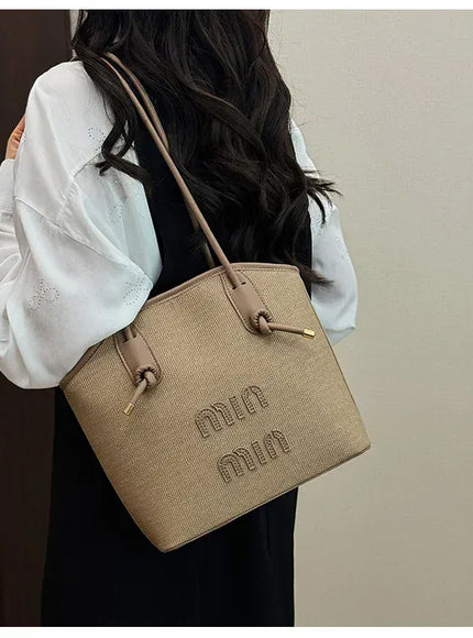 KissICON Textured Handbag – Purse