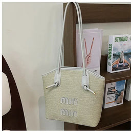 KissICON Textured Handbag – Purse