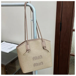 KissICON Textured Handbag – Purse