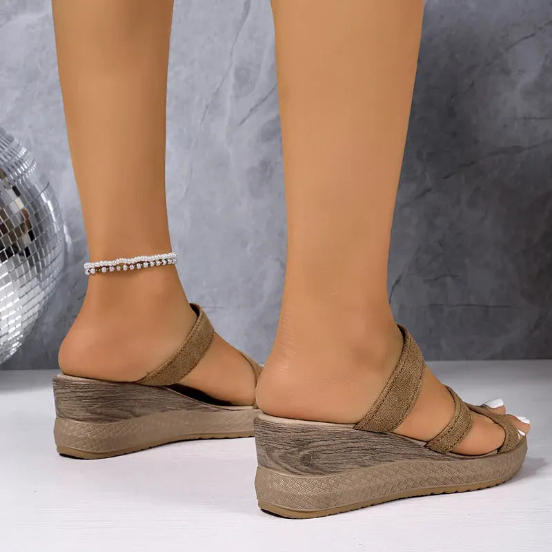 KissICON Thick Sole Chunky Platform Slippers for Women Summer