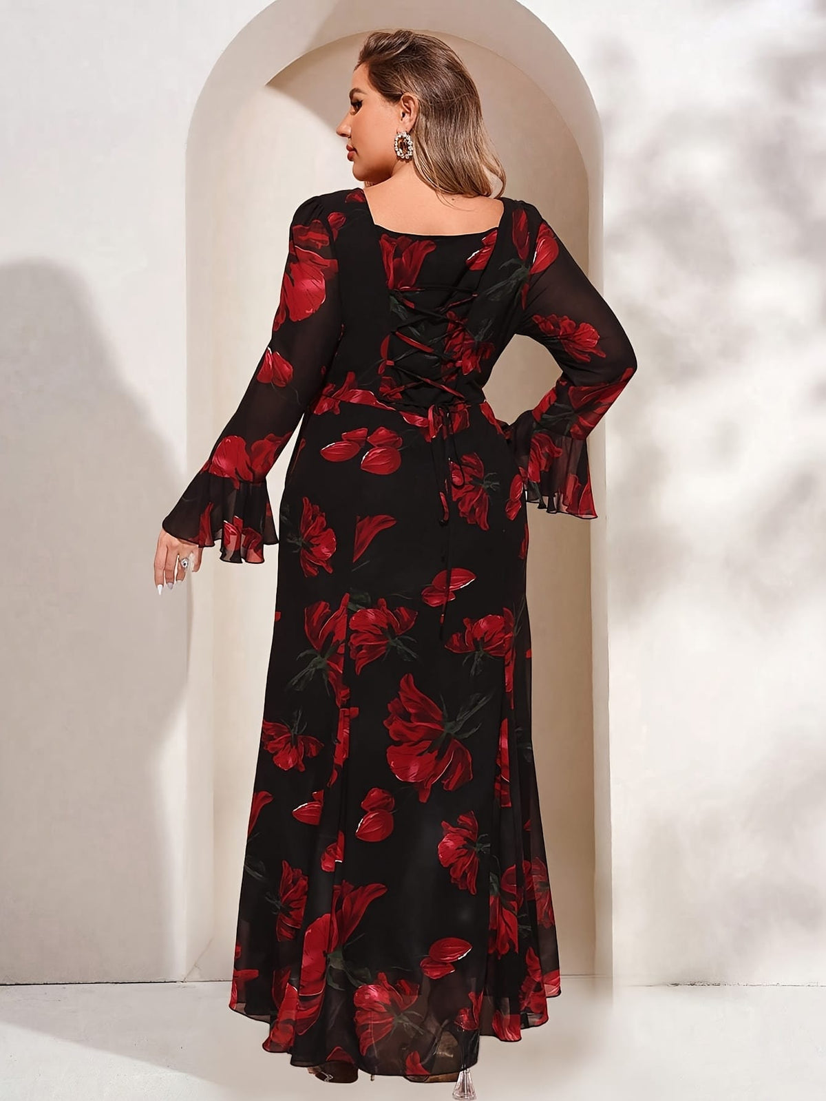 jkthpu-45 TOLEEN Plus Size Women's Elegant Floral Print Square Neck Long Sleeve Dress with Flared Cuffs & Ruffled Hem - Floor-Length Formal Party Wedding Guest Gown, Black with Red Roses, Fitted Silhouette, Hand Wash Only, Wedding Dresses, Event Attire, Decorative