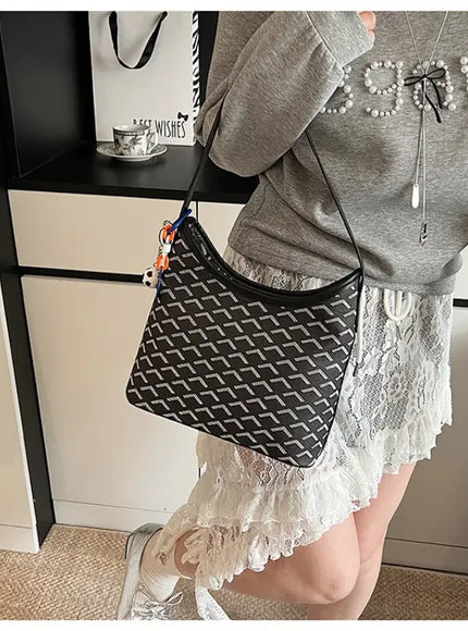 KissICON Tote – Puffed Goose Teeth