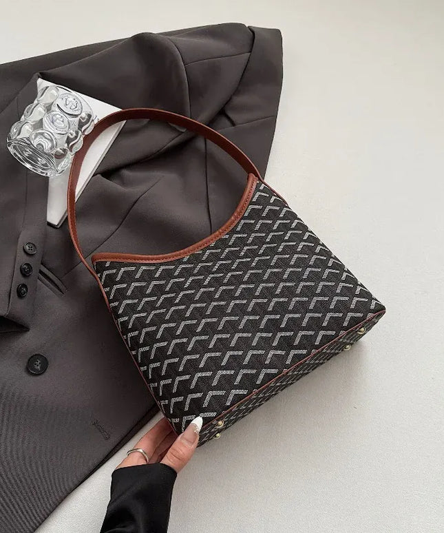 KissICON Tote – Puffed Goose Teeth
