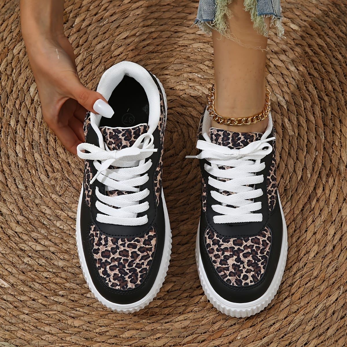 jkthpu-45 Trendy Leopard Print Womens LowTop Sneakers Lightweight Comfort