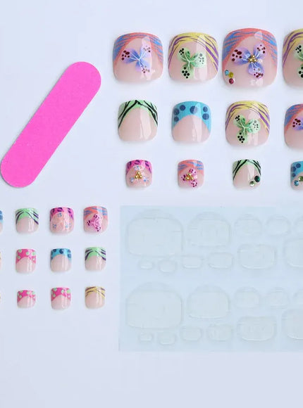 KissICON TT12 24Pcs Floral Design Press on False Nails Short