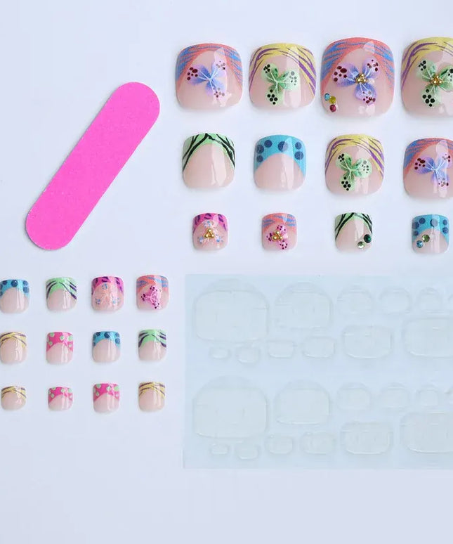 KissICON TT12 24Pcs Floral Design Press on False Nails Short