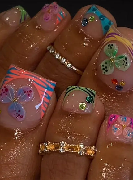 KissICON TT12 24Pcs Floral Design Press on False Nails Short
