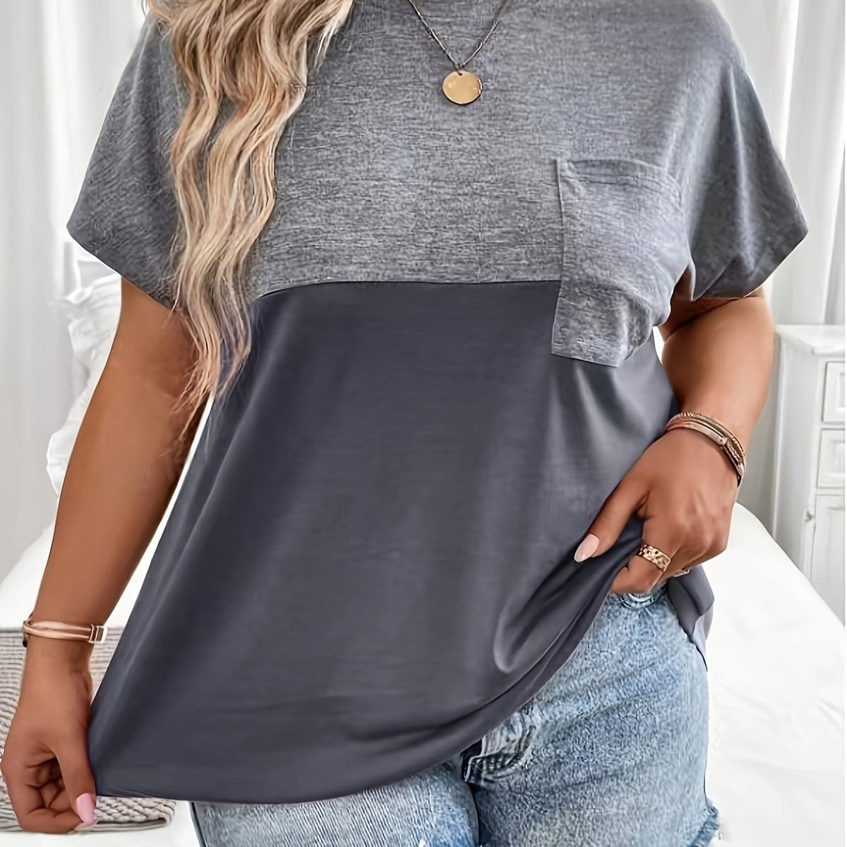 KissICON UK 18 / Dark Gray Plus Size Women's Color-Block Round Neck T-Shirt - Heather Gray & Navy Blue, Stretchy Fabric with Chest Pocket, Elegant Casual Style for Spring Summer Fall, Ladies T Shirts, Seasonal Fashion, Chic Design, Breathable Material,