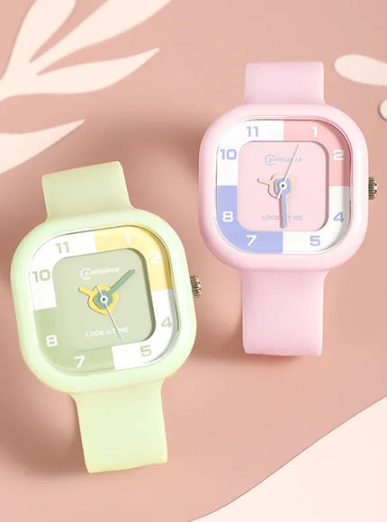 KissICON 💋 UTHAI CA05 Women's Square Watch - 30M