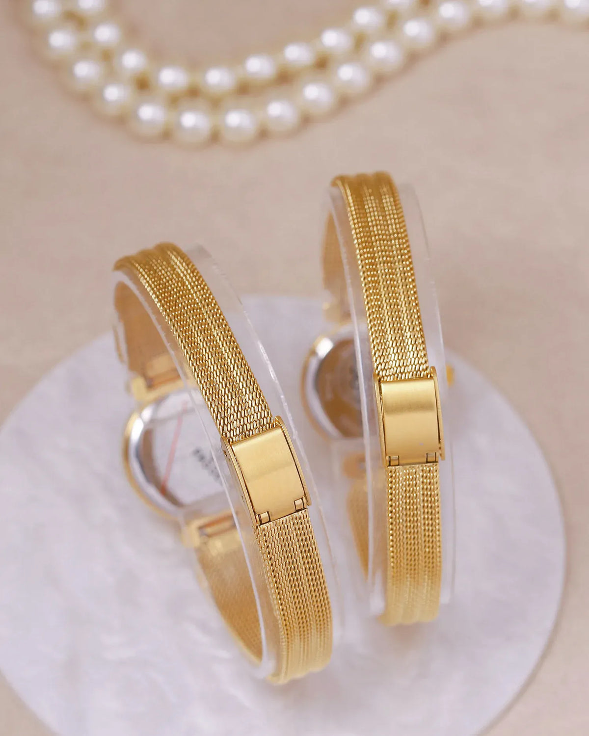 KissICON UTHAI Women Luxury Gold Bracelet Watch Waterproof Quartz