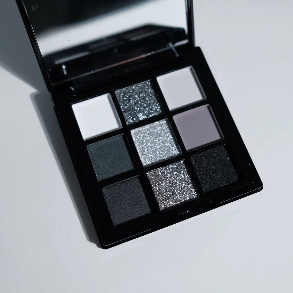 KissICON valleynet 9 color KissIcon Nine Colors Eye Shadow Palette - Waterproof
