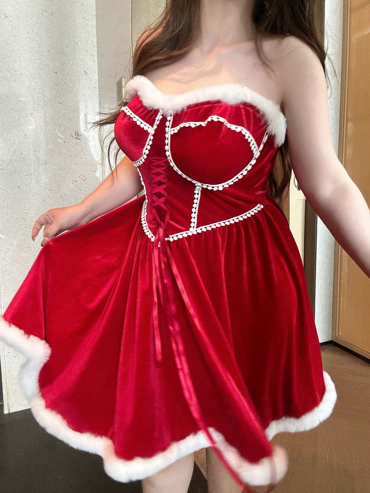 KissICON Vibekara Curve Strapless Dress – Christmas Red