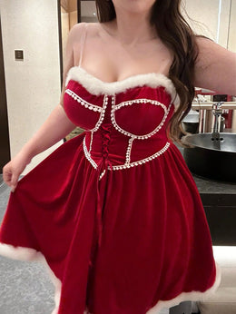 KissICON Vibekara Curve Strapless Dress – Christmas Red