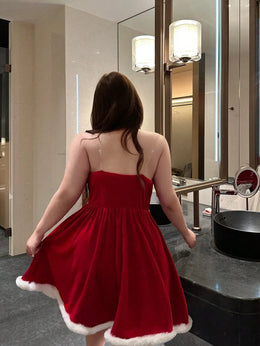 KissICON Vibekara Curve Strapless Dress – Christmas Red