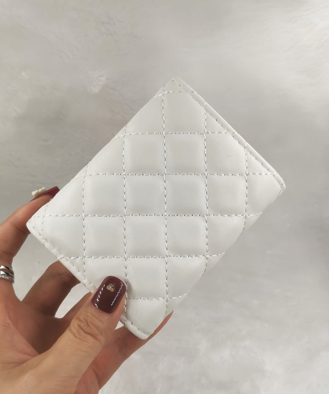 jkthpu-45 Vibrant Hues Chic diamond credit card holder with secure clasp