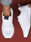 WHITE / 42