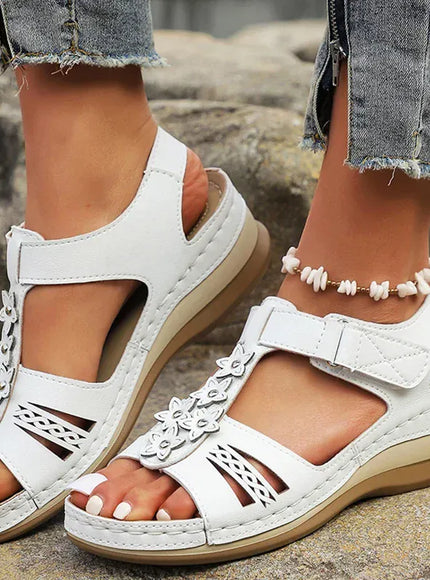 KissICON WHITE / 42 Plus Size Star Decor Wedges Sandals Women 2025