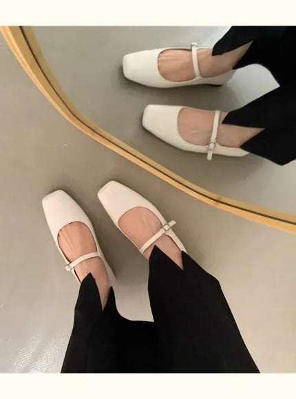 KissICON White / 42 Retro Square Toe Shallow Mouth Silver Flat Shoes