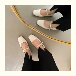 KissICON White / 42 Retro Square Toe Shallow Mouth Silver Flat Shoes