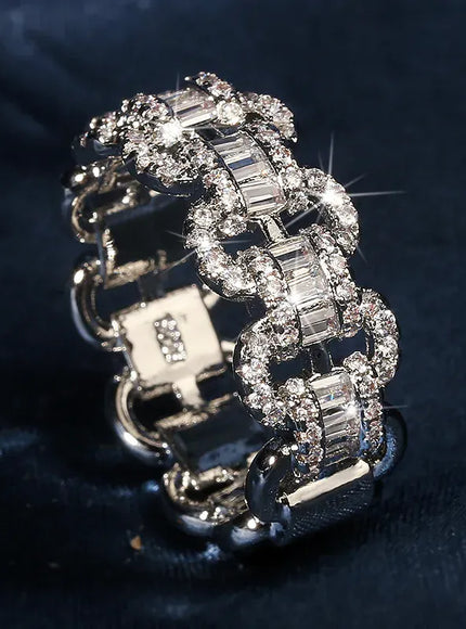 KissICON WHITE / 8 Zircon Bling Ring – Hip Hop Shine