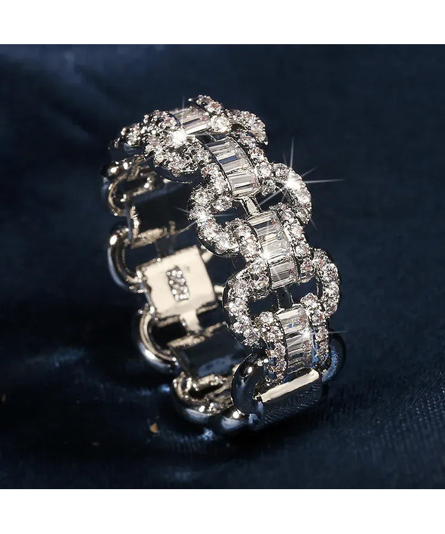 KissICON WHITE / 8 Zircon Bling Ring – Hip Hop Shine