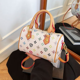 jkthpu-45 White Chic White PU Crossbody Bag