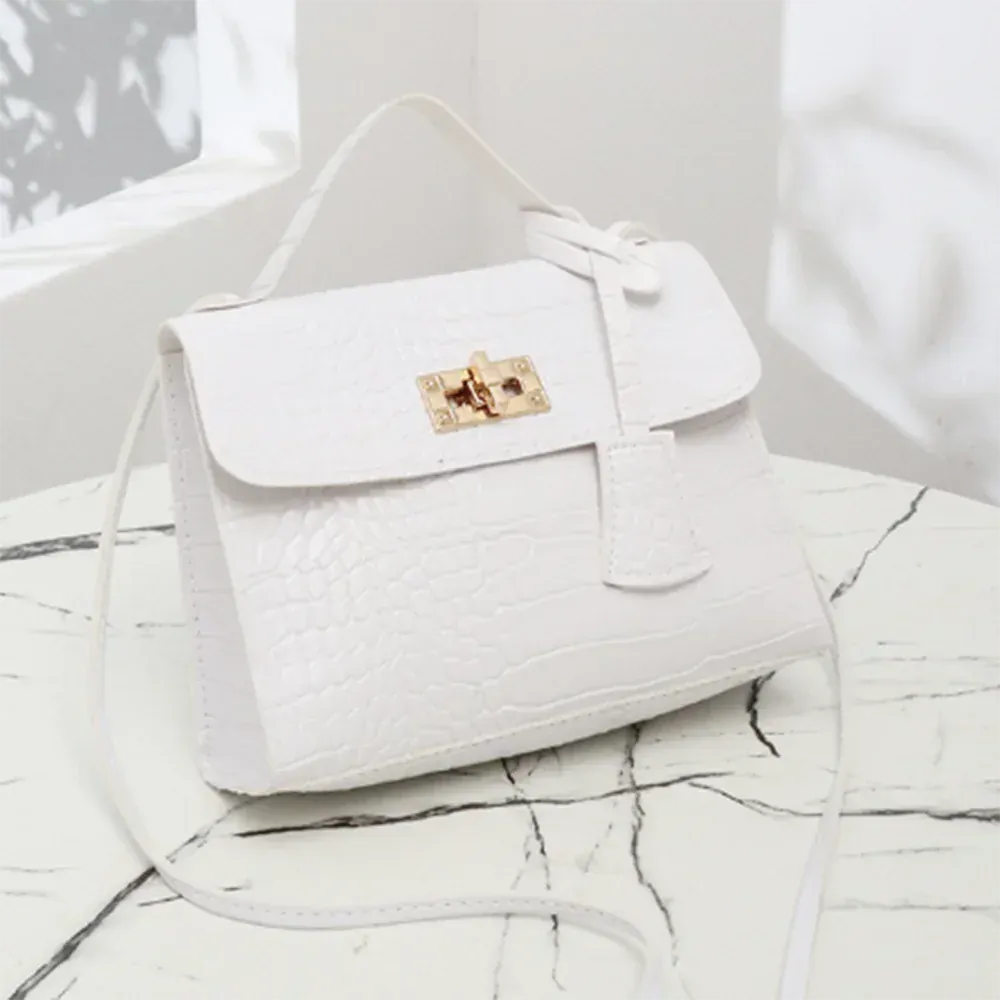 KissICON white / Extra Large Hand Bags This Set – Women's Is Great