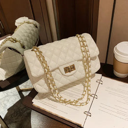 KissICON WHITE Fall Trend Women's Texture Rhombic Chain Slung