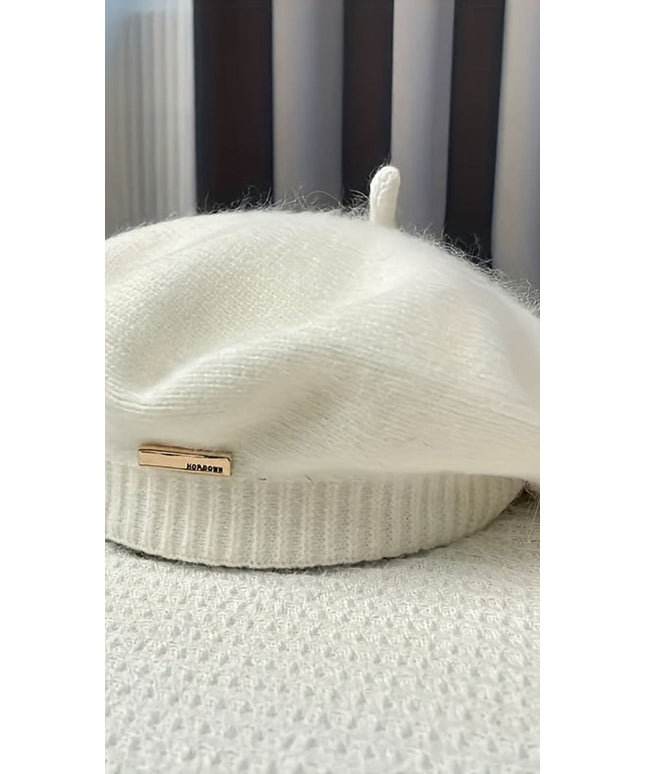 jkthpu-45 White Fantasy Holiday Beret Cozy Breathable AutumnWinter Style