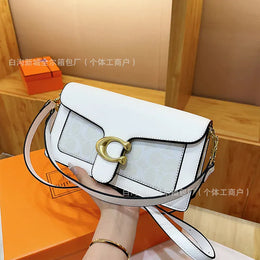 KissICON white flower 25 Koujia Rhombic Taby Dionysian Chain Crossbody