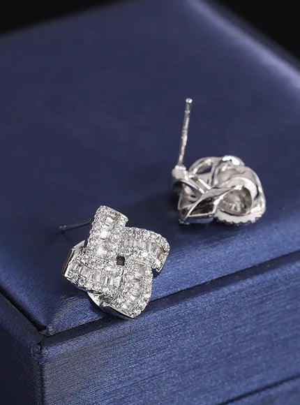 KissICON WHITE 💋 Four Leaf Clover Silver Plated Earrings - Zircon Shine