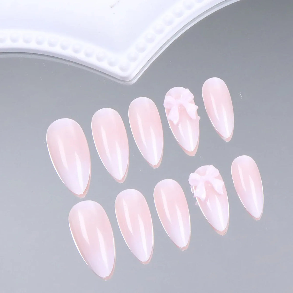 KissICON WHITE KissIcon 24Pcs Almond Press On Nails Pink Bow